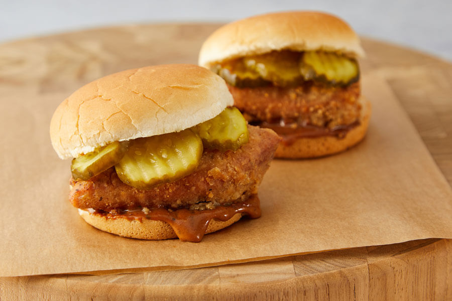 Texas Hot Chicken Sandwich Recipe | Land O’Lakes Foodservice
